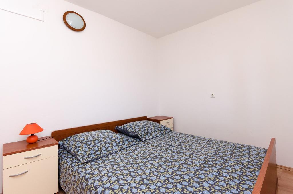 Apartments Dragan Lopar Esterno foto