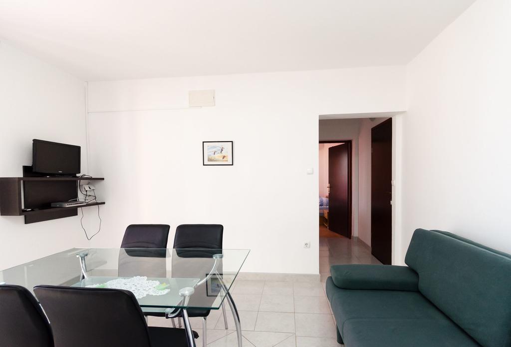 Apartments Dragan Lopar Esterno foto