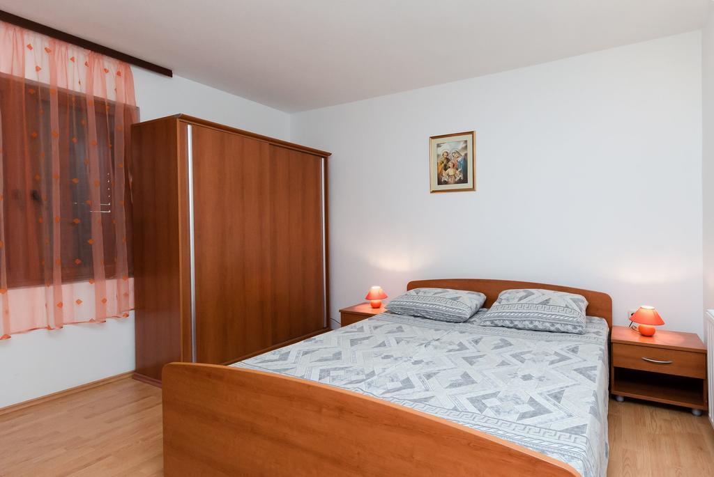Apartments Dragan Lopar Esterno foto