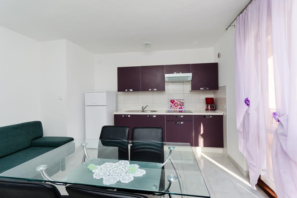Apartments Dragan Lopar Esterno foto
