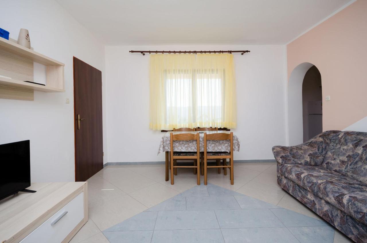 Apartments Dragan Lopar Esterno foto