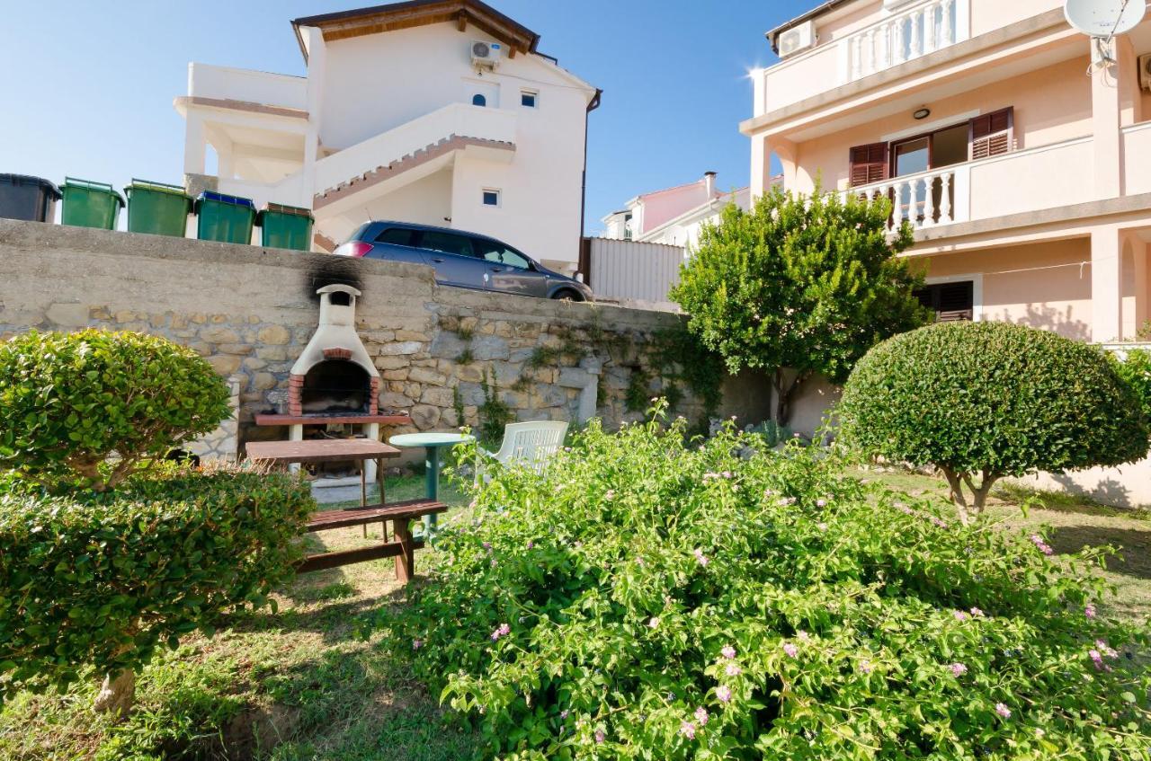Apartments Dragan Lopar Esterno foto