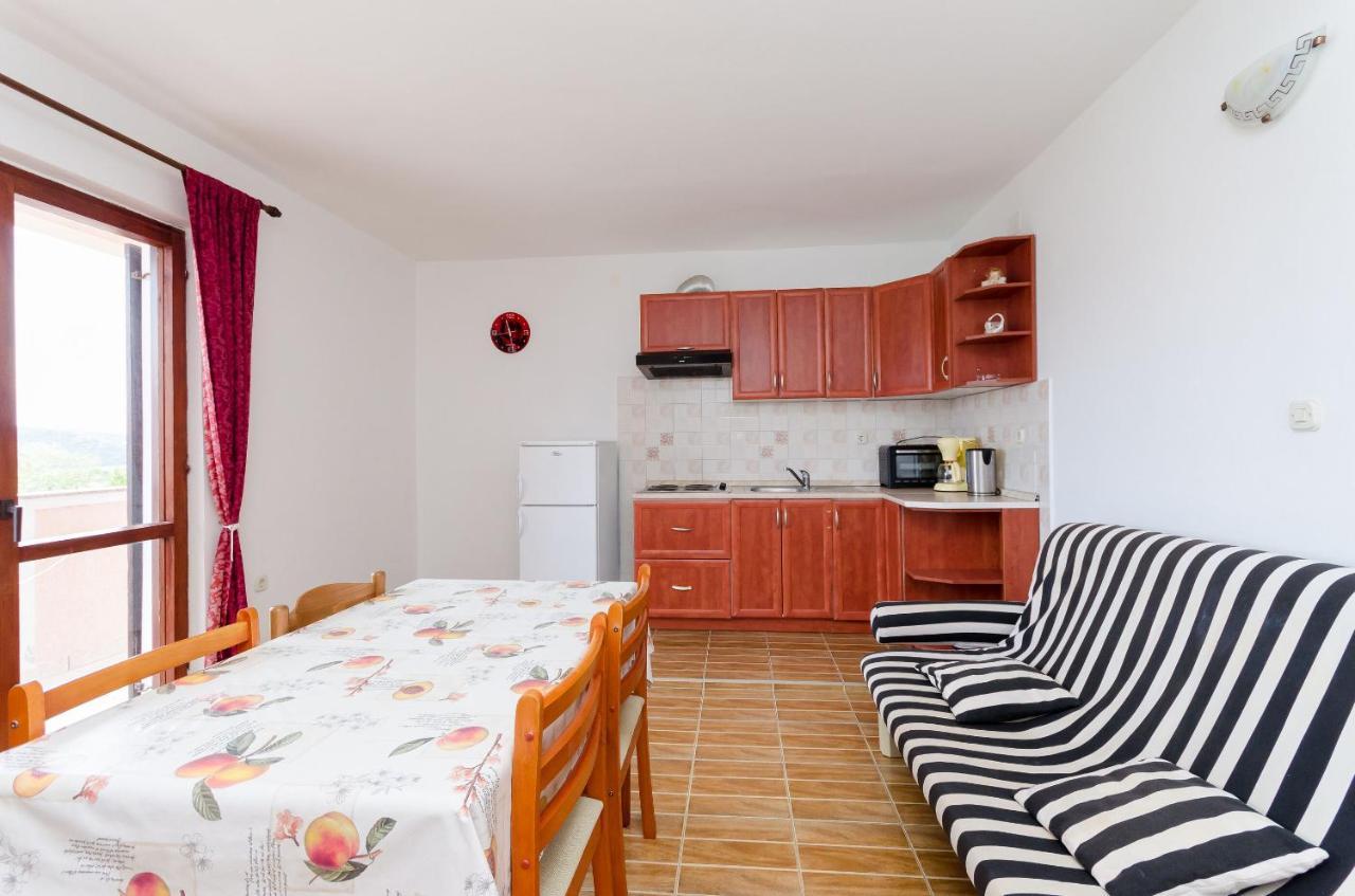Apartments Dragan Lopar Esterno foto